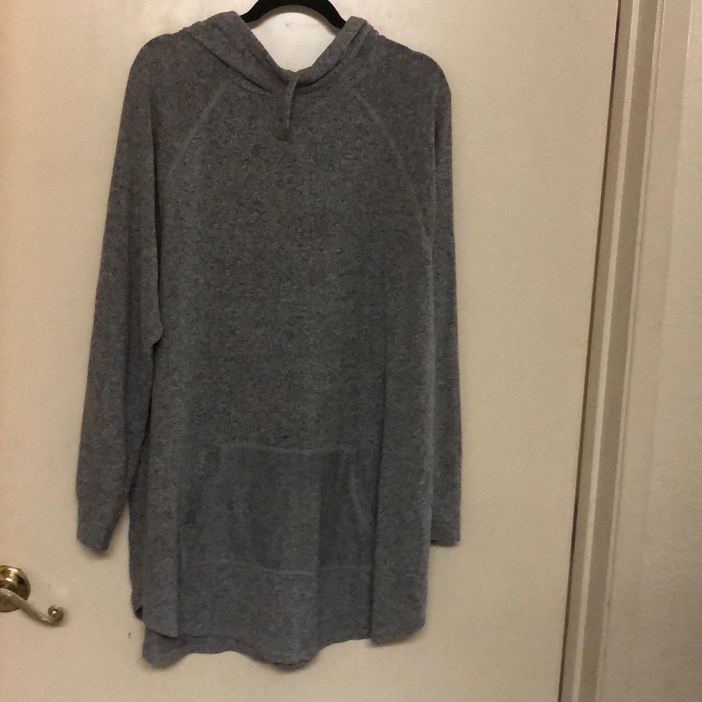 Torrid pull over